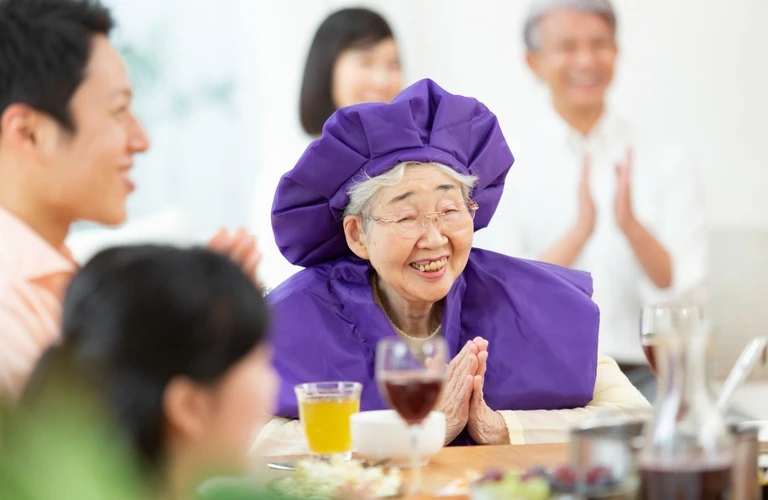 長寿祝いを支援 | サプライズの花火なら花火をあげよう